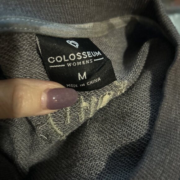 NEW Michigan Wolverines Colosseum OHT Camo Crew Neck Sweatshirt Women's M - Picture 8 of 9